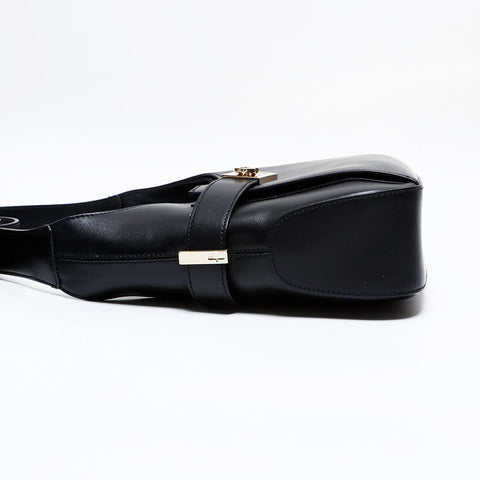 Salvatore Ferragamo Leather Gancini Shoulder Bag black WS21937