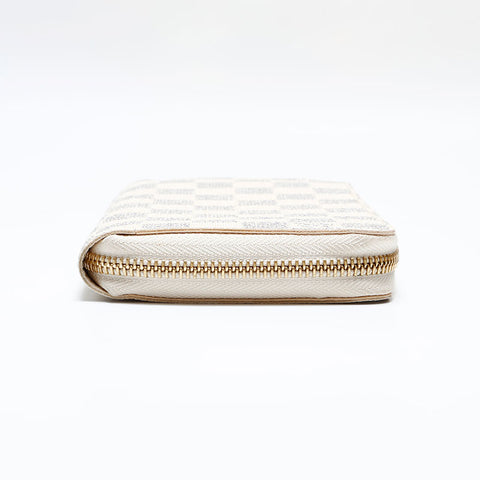LOUIS VUITTON 2010 Damier Azur Zippy Wallet Purse white WS21952