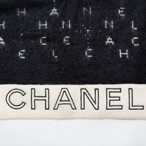 CHANEL Large mohair blend cashmere stole with logo Scarf black WS21983