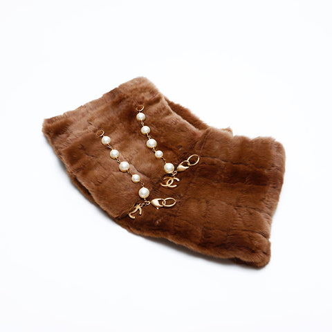 CHANEL Tippet Fur Pearl COCO Mark Collar Scarf Brown WS21988
