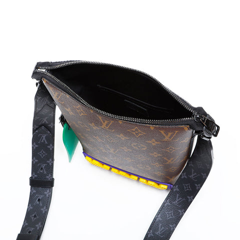 LOUIS VUITTON Monogram Cruiser Messenger Shoulder Bag Brown WS21999
