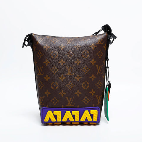 LOUIS VUITTON Monogram Cruiser Messenger Shoulder Bag Brown WS21999