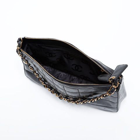 CHANEL No. 7 2002-2003 Chocolate Bar Chain Shoulder Bag black WS22033
