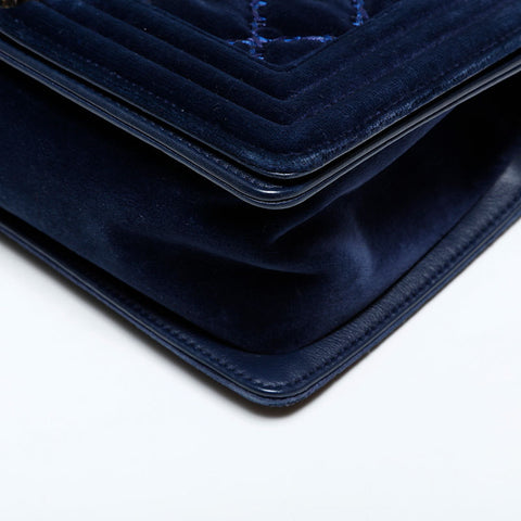 CHANEL No. 20 Velour Boy 2014-2015 Shoulder Bag Navy WS22039