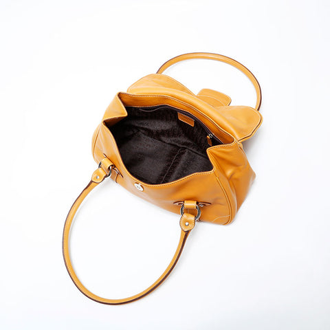 Christian Dior Leather logo plate Shoulder Bag beige WS22052