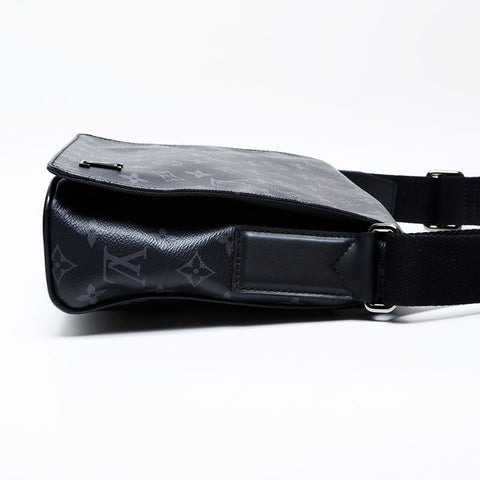 LOUIS VUITTON 2018 Monogram Eclipse District PM NM Shoulder Bag black WS22080