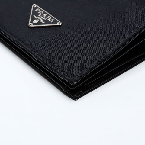 PRADA Nylon triangle logo Bifold Wallet black WS22109