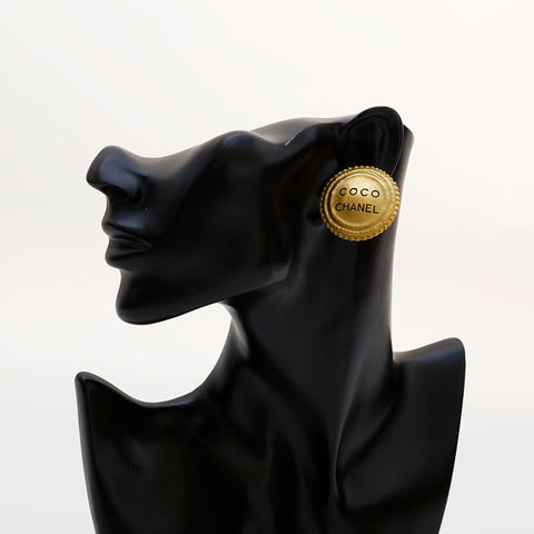 CHANEL 94P logo Earring gold WS22113