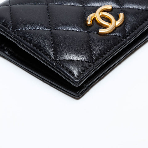 CHANEL No. 31 Matelasse Bifold Wallet black WS22118