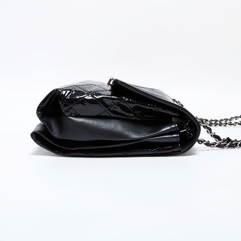 CHANEL No. 19 2014 Patent Leather COCO Mark Matelasse Chain Shoulder Bag black WS22130