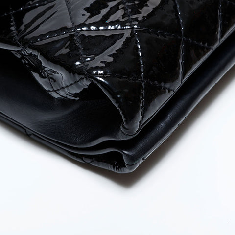 CHANEL No. 19 2014 Patent Leather COCO Mark Matelasse Chain Shoulder Bag black WS22130