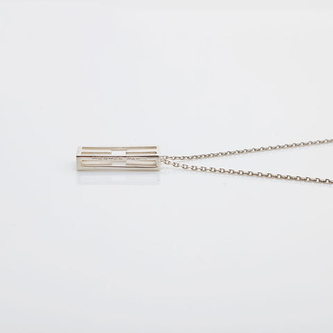 エルメス HERMES ロゴ ネックレス シルバー WS22182