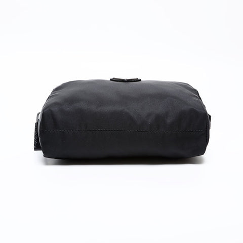 極美品 プラダ PRADA ナイロン トライアングル ロゴ ポーチ ブラック WS22220