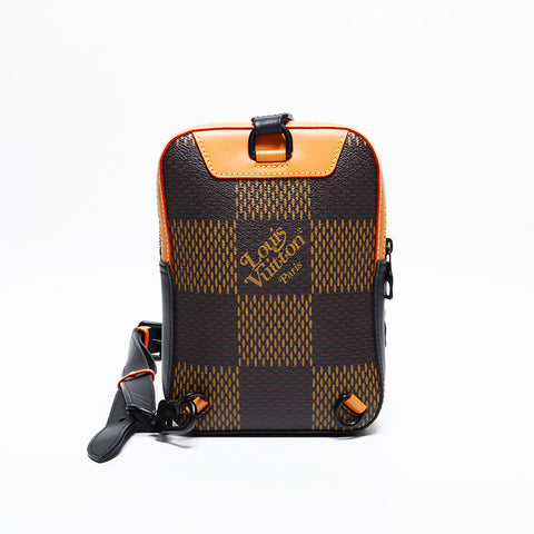 ルイ・ヴィトン LOUIS VUITTON NIGO コラボ ダミエジャイアント アマゾン スリング ショルダーバッグ ブラウン WS22228