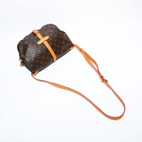 LOUIS VUITTON 2011 Monogram Monogram Floret Saumur Shoulder Bag Brown WS22230