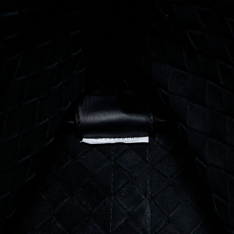 ボッテガヴェネタ BOTTEGAVENETA イントレチャート レザー ショルダーバッグ ブラック WS22254