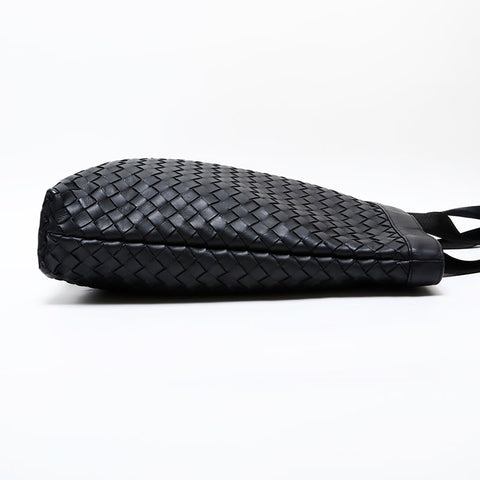 ボッテガヴェネタ BOTTEGAVENETA イントレチャート レザー ショルダーバッグ ブラック WS22254
