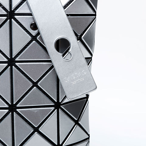 Issey Miyake イッセイ ミヤケ BAOBAO バオバオ Lucent ルーセント ハンドバッグ シルバー WS22266