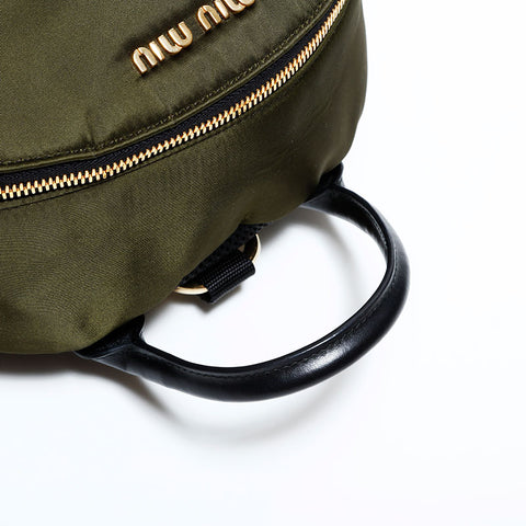 Miu Miu Nylon Cat Patch Tessuto Backpack Â· Daypack green WS22296