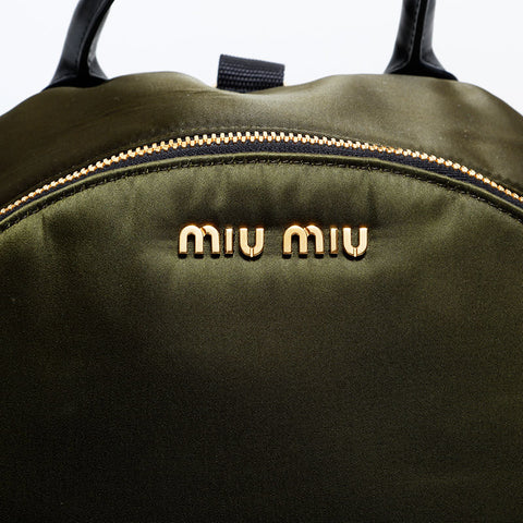 Miu Miu Nylon Cat Patch Tessuto Backpack Â· Daypack green WS22296