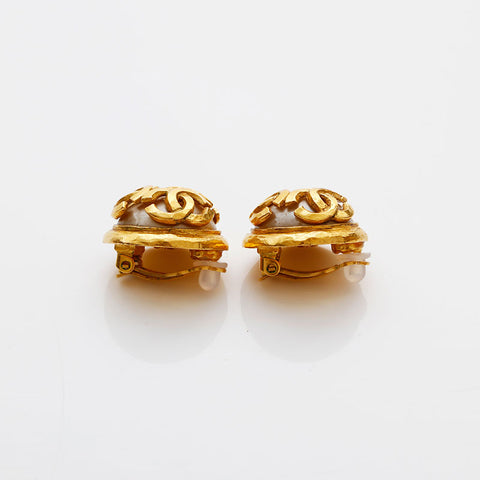 CHANEL 94A COCO Mark 1994 Pearl Round Earring gold WS22360