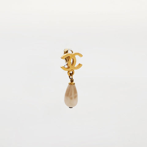 CHANEL 95P COCO Mark Pearl 1995 Earring gold WS22361