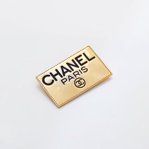 CHANEL Logo Plate Cambon Brooch gold WS22368