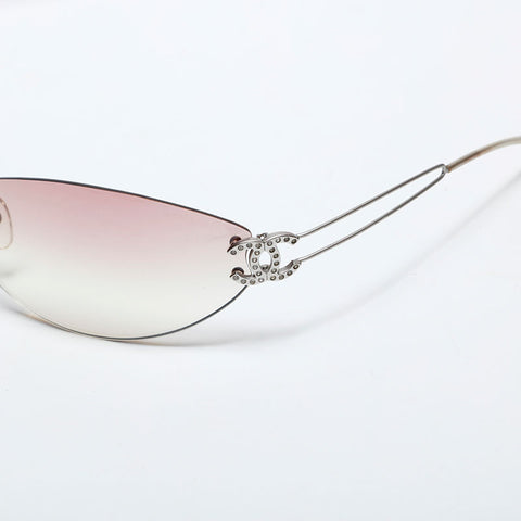 CHANEL Rimless COCO Mark Gradient Lens sunglasses pink WS22377