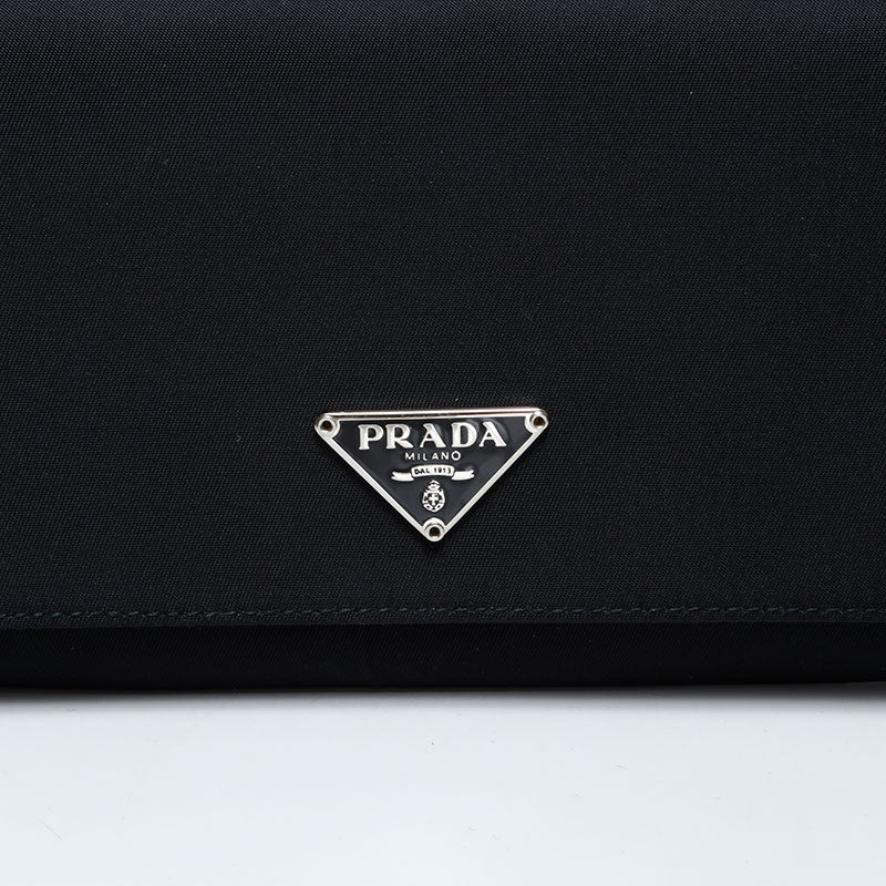 プラダ PRADA ナイロン トライアングルロゴ 長財布 ブラック WS22400