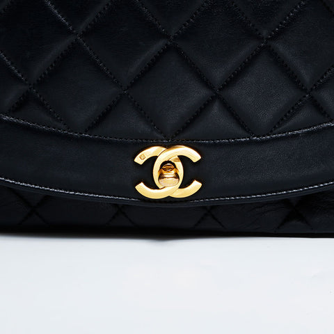CHANEL No. 2 1991-1994 Lambskin Diana 9.8" Shoulder Bag black WS22413