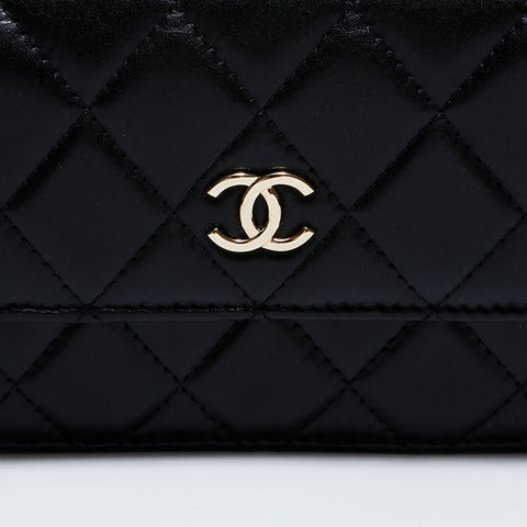 CHANEL No. 31 2021-2022 Matelasse Pearl Mini Lambskin Shoulder Bag black WS22416