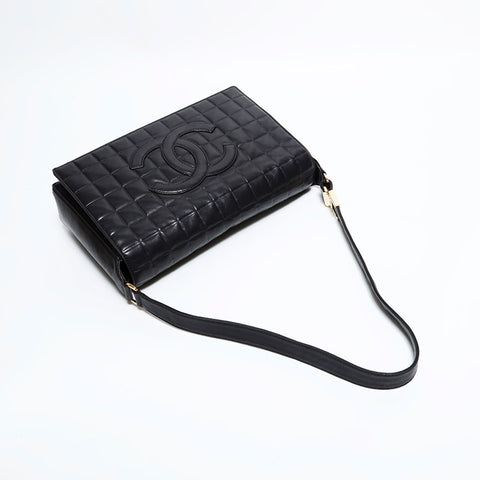 CHANEL No. 7 2002-2003 Lambskin Chocolate Bar COCO Mark Shoulder Bag black WS22433