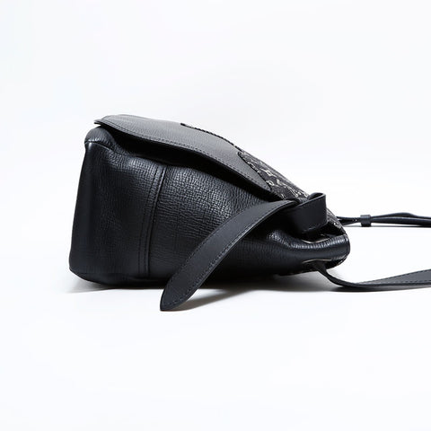 LOUIS VUITTON Monogram Drip Buzz Tokyo NIGO Zusammenarbeit Schultertasche schwarz WS22444