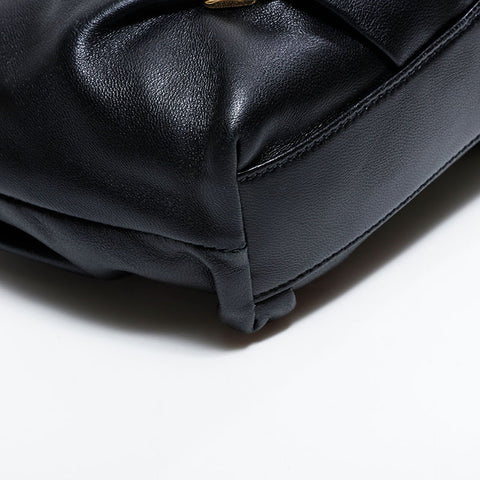 サルヴァトーレフェラガモ Salvatore Ferragamo ヴァラ レザー 2022年 ショルダーバッグ ブラック WS22467