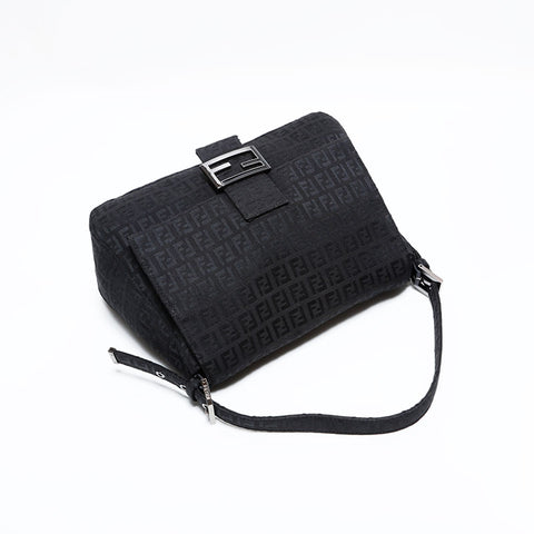 フェンディ FENDI ズッキーノ キャンバス マンマ ショルダーバッグ ブラック WS22480