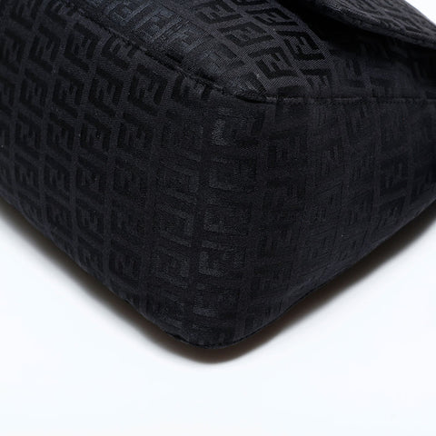 フェンディ FENDI ズッキーノ キャンバス マンマ ショルダーバッグ ブラック WS22480