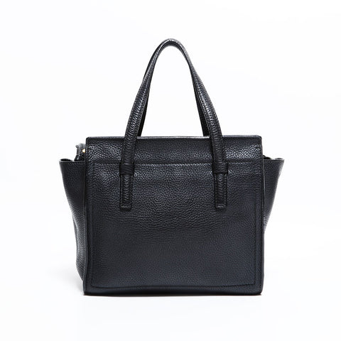 サルヴァトーレフェラガモ Salvatore Ferragamo レザー ミニ エイミー ハンドバッグ ブラック WS22502