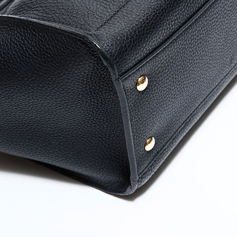 サルヴァトーレフェラガモ Salvatore Ferragamo レザー ミニ エイミー ハンドバッグ ブラック WS22502
