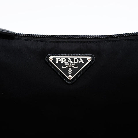 プラダ PRADA ナイロン トライアングル ロゴ ポーチ ブラック WS22505