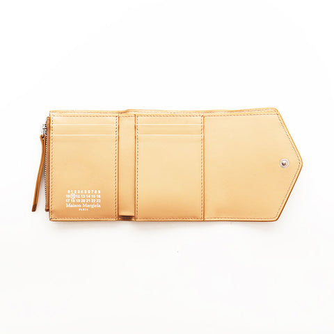 Maison Margiela Leder-Kompaktbrieftasche Dreifach-Geldbörse beige WS22527