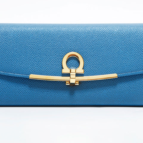 サルヴァトーレフェラガモ Salvatore Ferragamo レザー ガンチーニ 長財布 ブルー WS22529