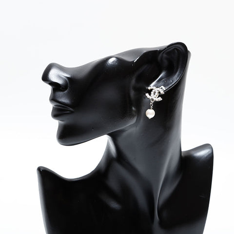 CHANEL 2005 COCO Mark Pearl Drop Pierce Silver WS22573