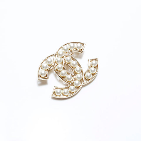 CHANEL B19V COCO Mark Pearl 2019 Brooch gold WS22577