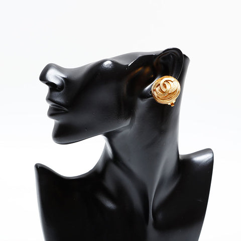 CHANEL 94A 1994 COCO Mark Round Earring gold WS22578