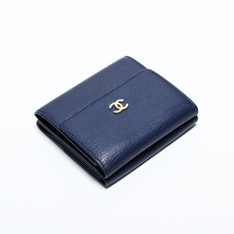 CHANEL Leather Mini COCO Mark Compact Wallet No. 6, 2000-2002 Tri-fold wallet Navy WS22586