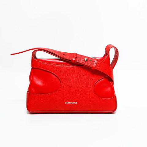 Salvatore Ferragamo Mini-Umhängetasche aus Leder mit Ausschnitten Rot WS22594