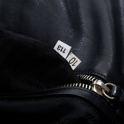 プラダ PRADA レザー ショルダーバッグ ブラック WS22601