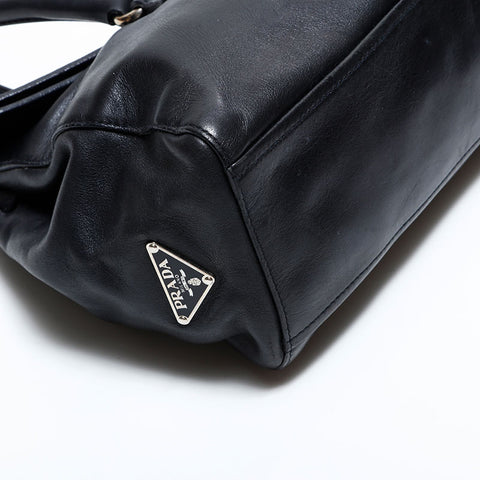 プラダ PRADA レザー ショルダーバッグ ブラック WS22601