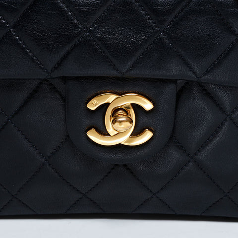 シャネル CHANEL 10番台 2005-2006 ラムスキン ミニ マトラッセ ショルダーバッグ ブラック WS22609