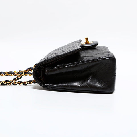 シャネル CHANEL 5番台 1997-1999 ダブルフラップ ラムスキン マトラッセ 23 ショルダーバッグ ブラック WS22615